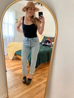 Levi's Light Blue Straight Leg Women's Jeans